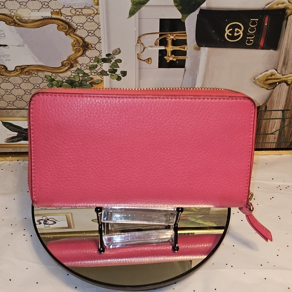 Tory Burch Harper Fiesta Continental Zip-around Wallet - Picture 2 of 16